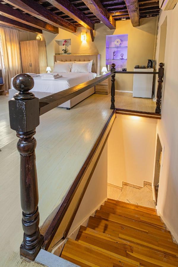 Ydragogeio Rooms Old Town Chania  Exterior photo